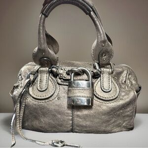 Chloé COA FALL ‘05 Shiny Metallic Taupe Leather-Lock & Key RARE RELEASE